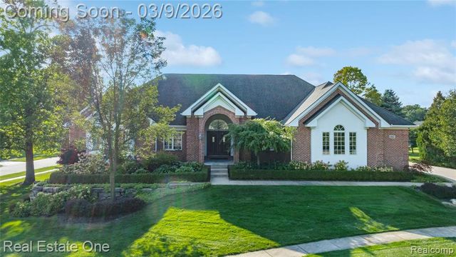 1937 Carsons Cove, Commerce Twp, MI 48390