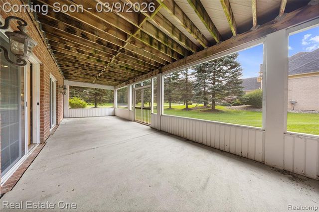 1937 Carsons Cove, Commerce Twp, MI 48390