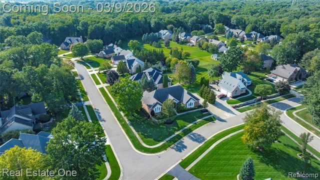1937 Carsons Cove, Commerce Twp, MI 48390
