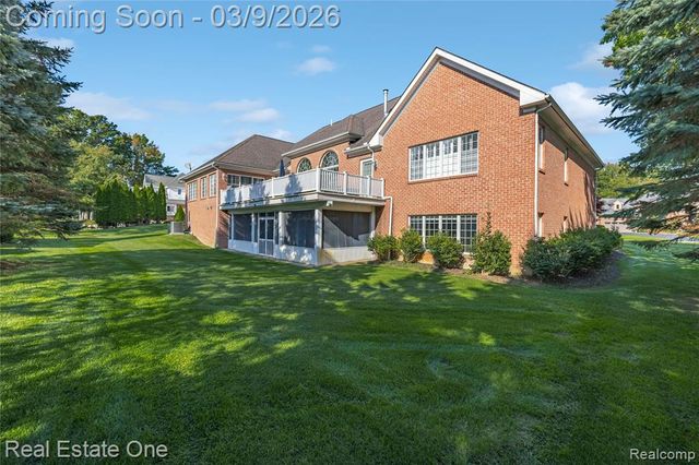 1937 Carsons Cove, Commerce Twp, MI 48390