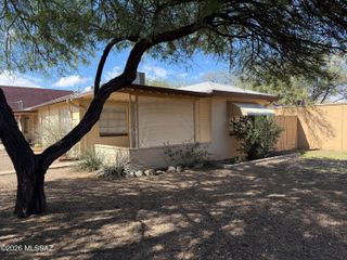 2343 N Hampton Street, Tucson, AZ 85719