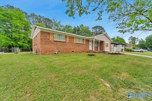 5021 Paden Drive NW, Huntsville, AL 35810