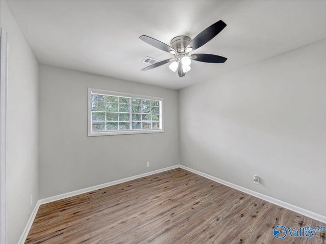 5021 Paden Drive NW, Huntsville, AL 35810