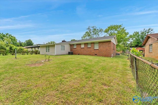 5021 Paden Drive NW, Huntsville, AL 35810