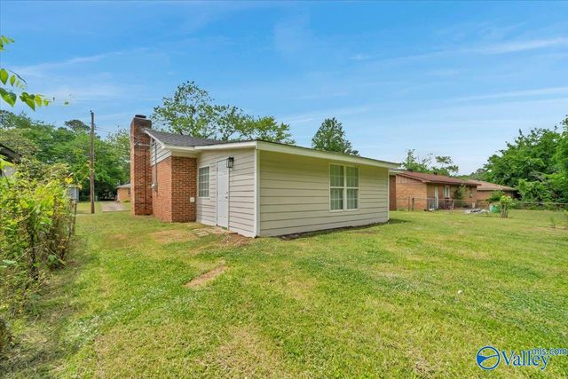 5021 Paden Drive NW, Huntsville, AL 35810