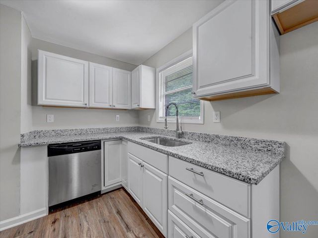 5021 Paden Drive NW, Huntsville, AL 35810