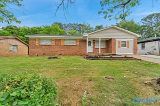 5021 Paden Drive NW, Huntsville, AL 35810