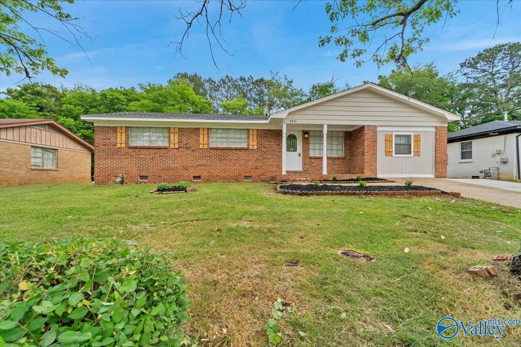 5021 Paden Drive NW, Huntsville, AL 35810