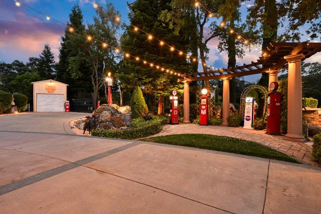 9345 King Rd, Loomis, CA 95650