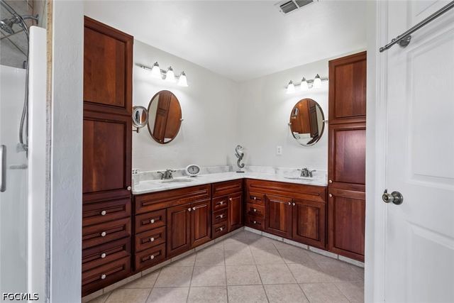 1413 SE 36th TER, Cape Coral, FL 33904