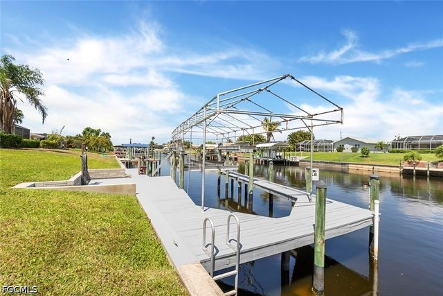 1413 SE 36th TER, Cape Coral, FL 33904