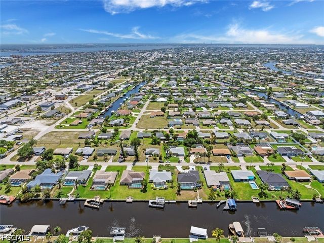 1413 SE 36th TER, Cape Coral, FL 33904
