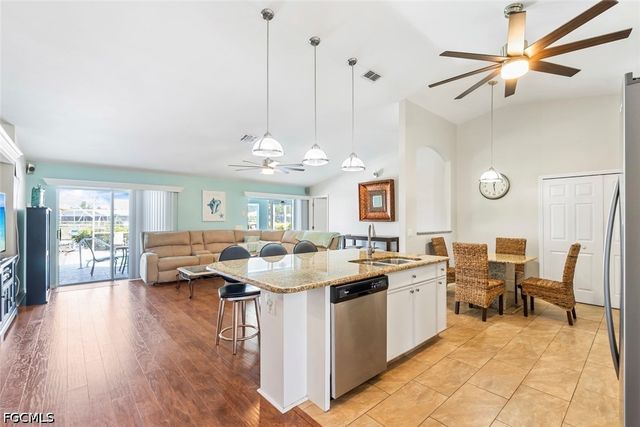 1413 SE 36th TER, Cape Coral, FL 33904