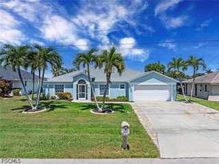 1413 SE 36th TER, Cape Coral, FL 33904
