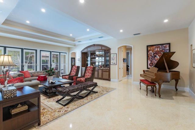 10601 SW 72nd Court, Pinecrest, FL 33156