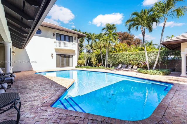 10601 SW 72nd Court, Pinecrest, FL 33156