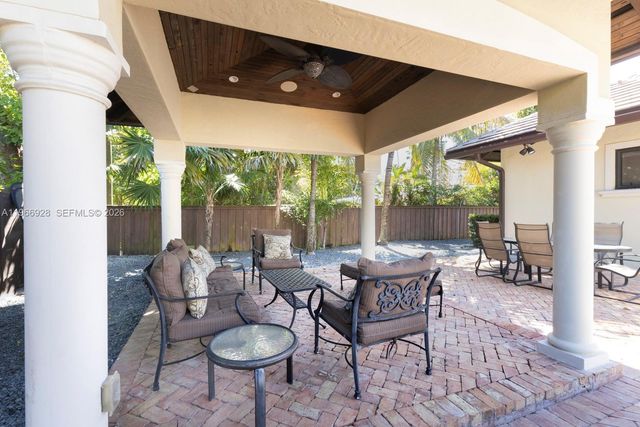 10601 SW 72nd Court, Pinecrest, FL 33156