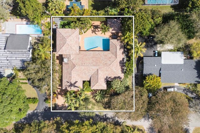 10601 SW 72nd Court, Pinecrest, FL 33156