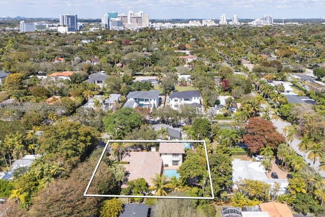 10601 SW 72nd Court, Pinecrest, FL 33156