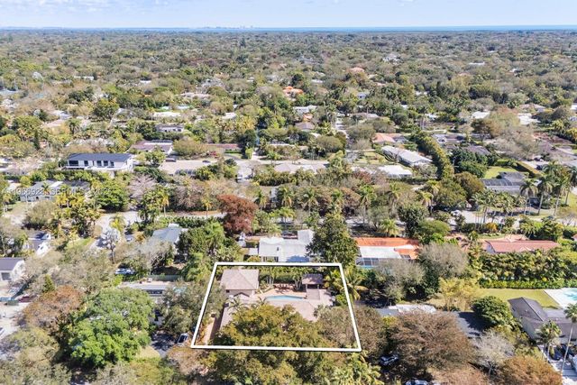 10601 SW 72nd Court, Pinecrest, FL 33156
