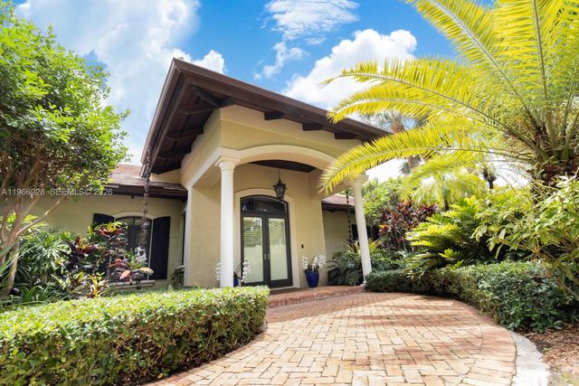 10601 SW 72nd Court, Pinecrest, FL 33156