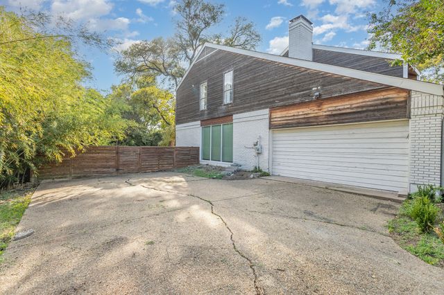 9901 Wood Forest Drive, Dallas, TX 75243