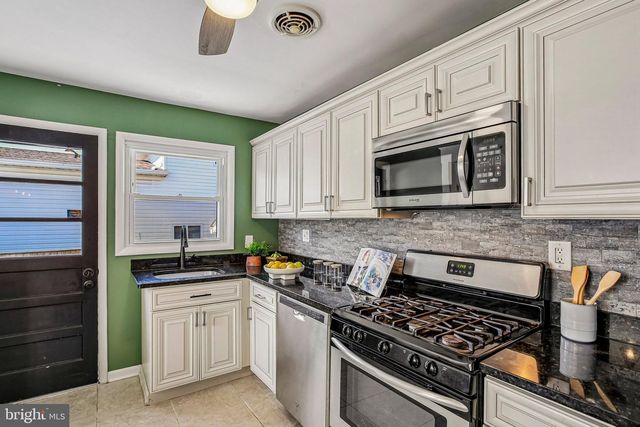 14 ARKLA CT, Catonsville, MD 21228