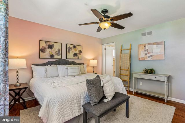 14 ARKLA CT, Catonsville, MD 21228