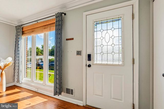 14 ARKLA CT, Catonsville, MD 21228