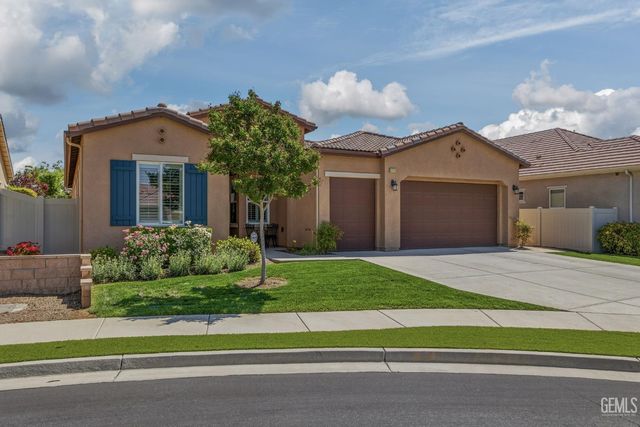 6409 Dover Place, Bakersfield, CA 93306