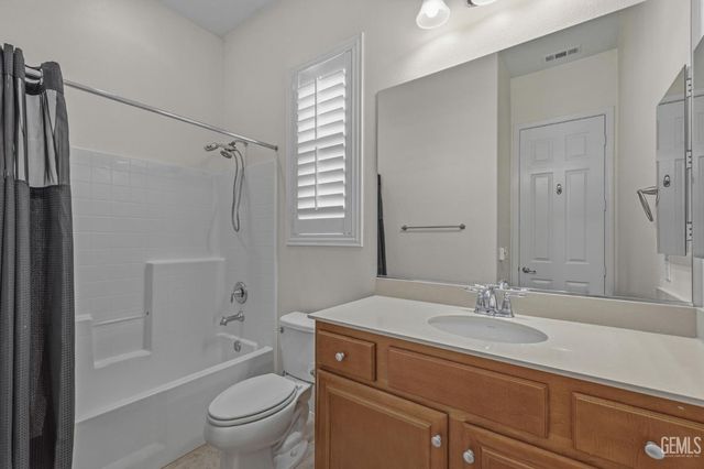 6409 Dover Place, Bakersfield, CA 93306