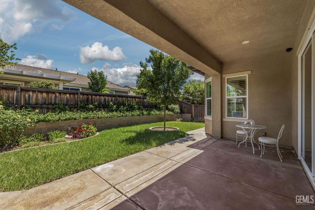 6409 Dover Place, Bakersfield, CA 93306