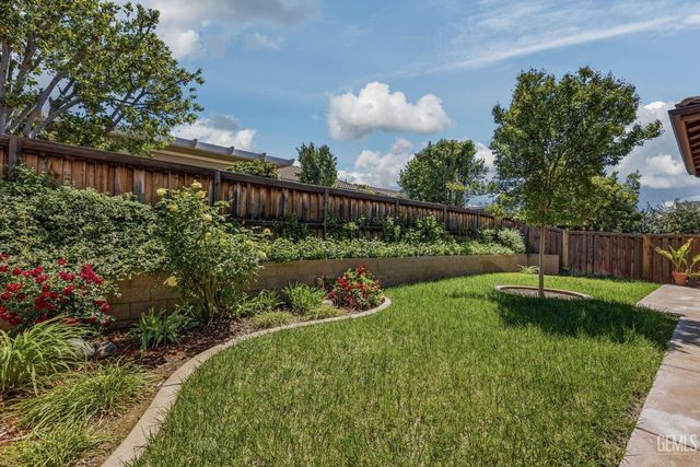 6409 Dover Place, Bakersfield, CA 93306