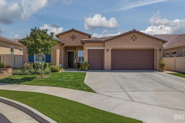 6409 Dover Place, Bakersfield, CA 93306