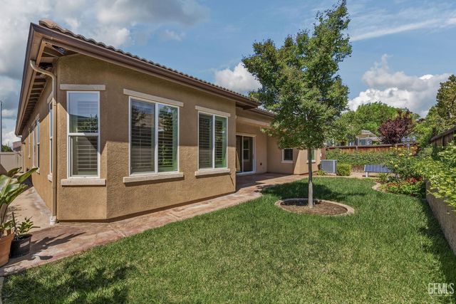 6409 Dover Place, Bakersfield, CA 93306