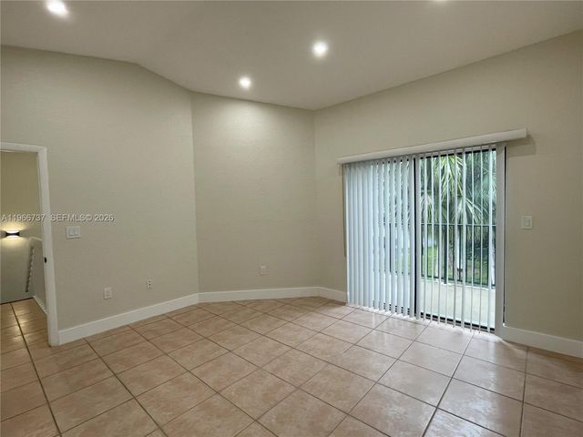 2202 SAN REMO CR 2202, Homestead, FL 33035