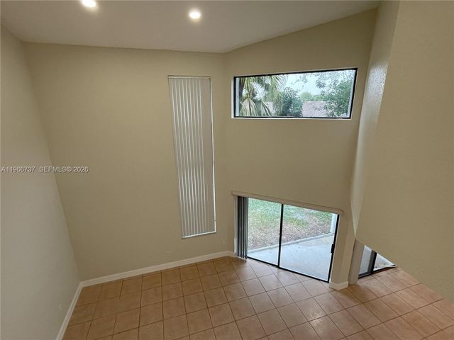 2202 SAN REMO CR 2202, Homestead, FL 33035