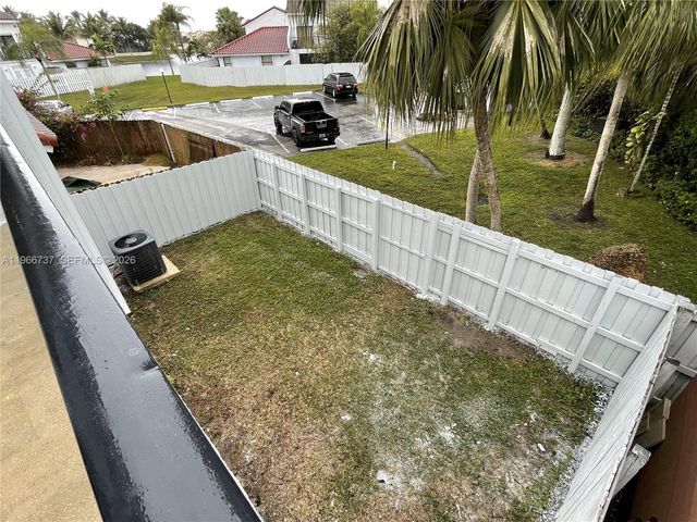 2202 SAN REMO CR 2202, Homestead, FL 33035