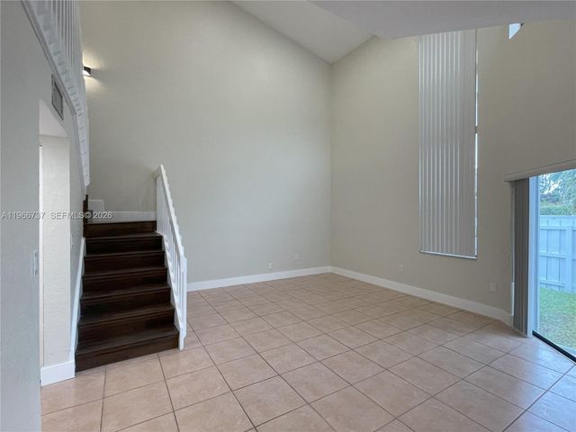 2202 SAN REMO CR 2202, Homestead, FL 33035