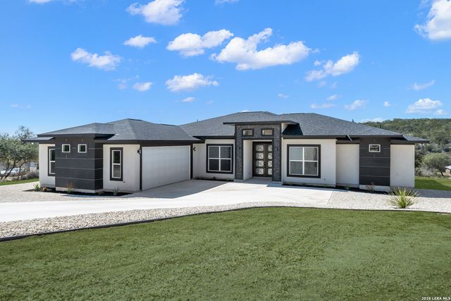 257 Pr 2774, Mico, TX 78056