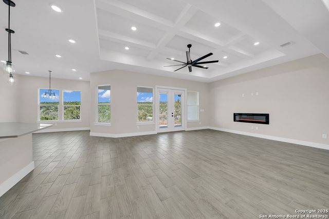 257 Pr 2774, Mico, TX 78056