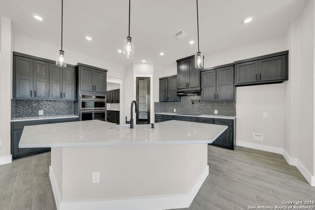 257 Pr 2774, Mico, TX 78056