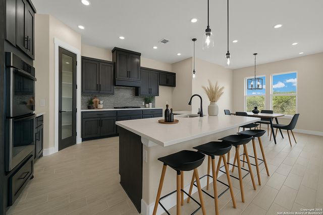 257 Pr 2774, Mico, TX 78056