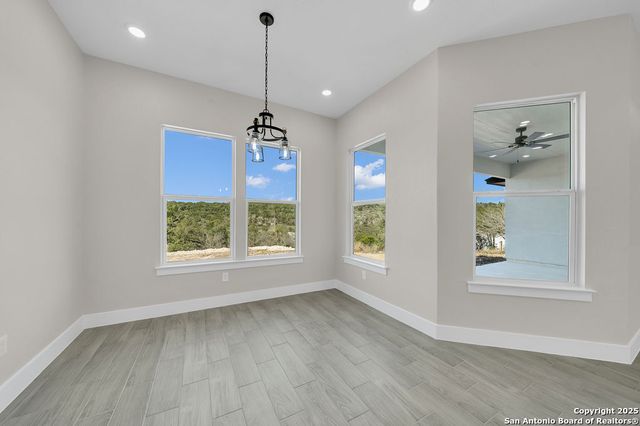 257 Pr 2774, Mico, TX 78056