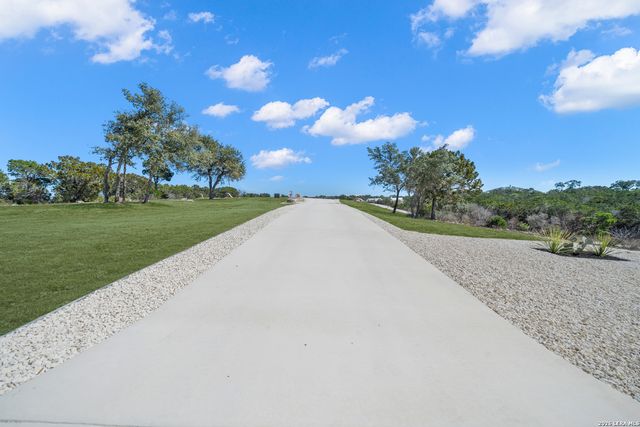 257 Pr 2774, Mico, TX 78056