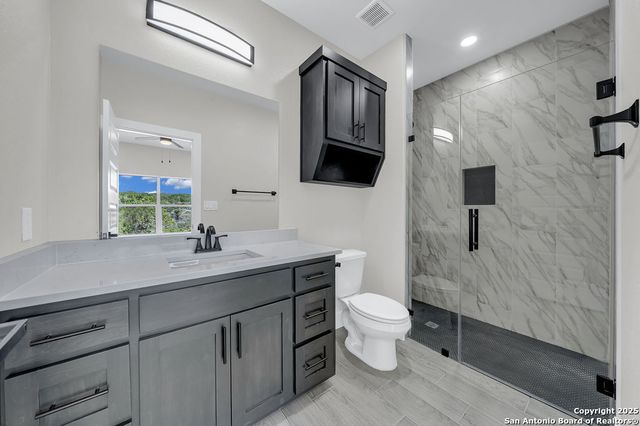 257 Pr 2774, Mico, TX 78056