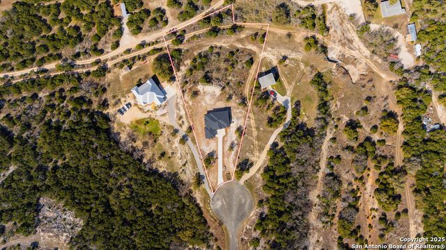 257 Pr 2774, Mico, TX 78056