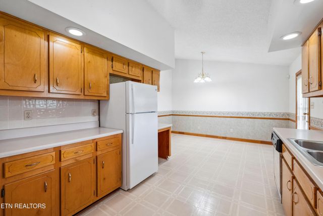 2265 McCleary Rd, Sevierville, TN 37876