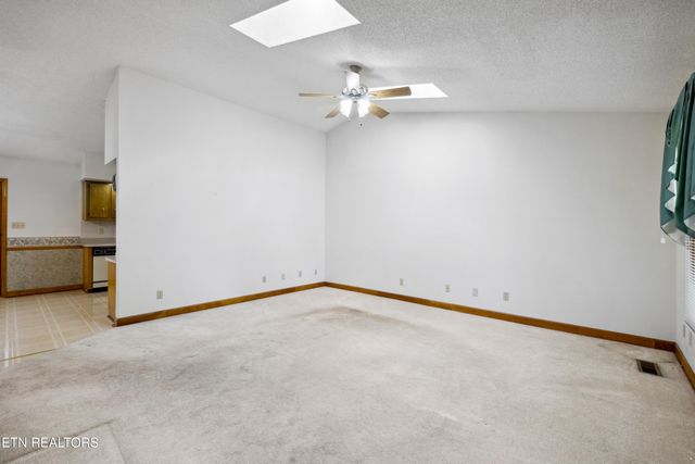 2265 McCleary Rd, Sevierville, TN 37876