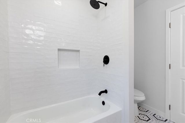 4793 Excelente Drive, Woodland Hills, CA 91364